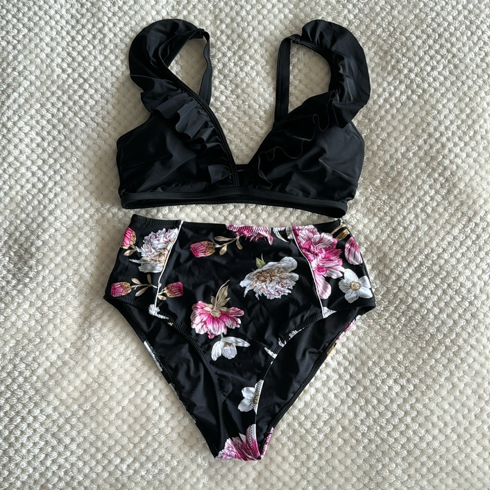 CUPSHE Women's High Waisted Floral Bikini Swimsuit Large